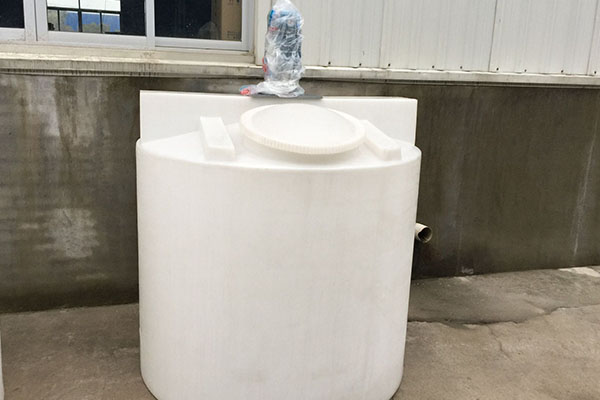 PE加药箱 PE加药箱