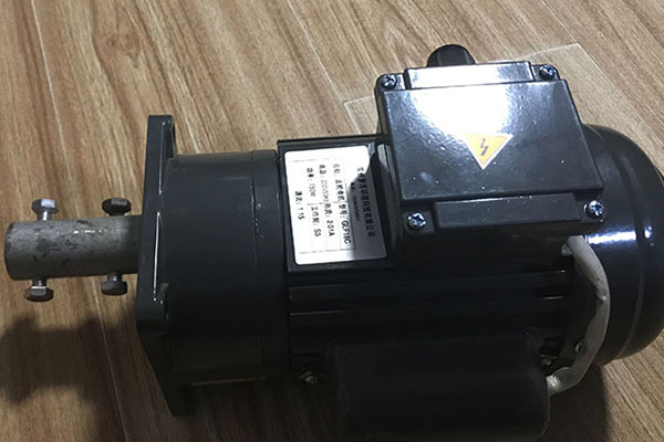 立式加药搅拌机